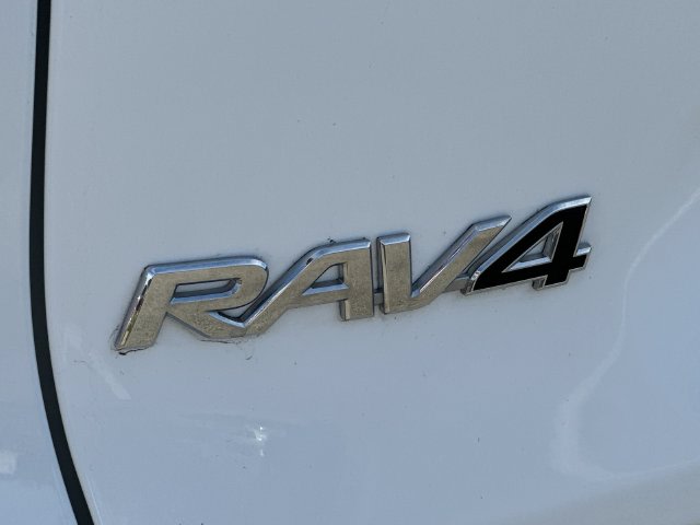 Thumbnail: 2023 Toyota RAV4 - 28