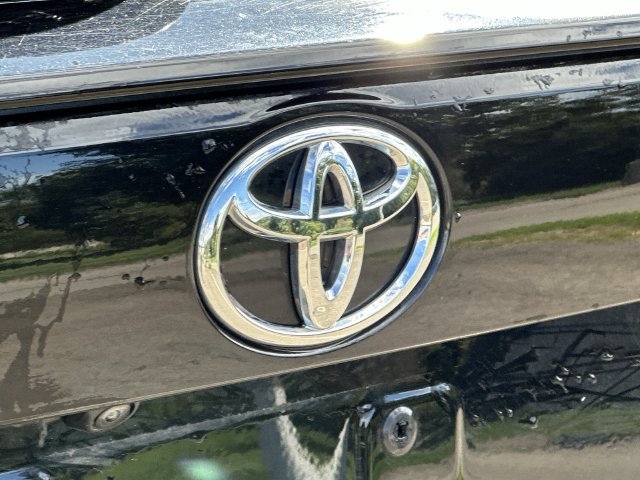Thumbnail: 2023 Toyota RAV4 - 7