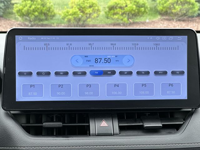 Thumbnail: 2021 Toyota RAV4 - 11