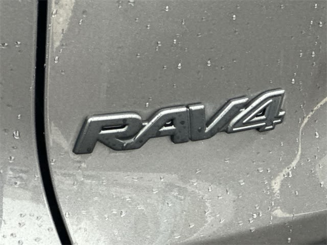 Thumbnail: 2022 Toyota RAV4 - 29