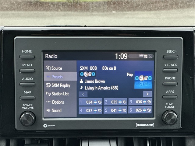 Thumbnail: 2022 Toyota RAV4 - 15