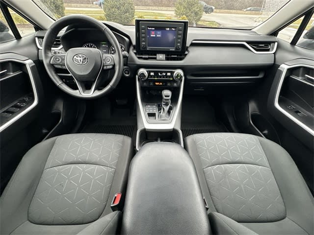 Thumbnail: 2022 Toyota RAV4 - 14