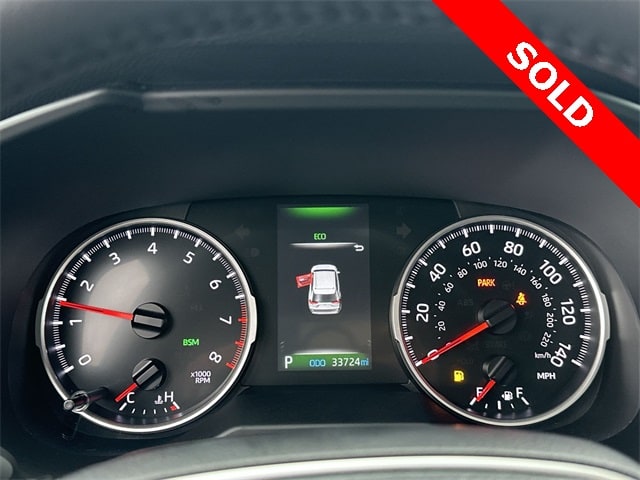 Thumbnail: 2022 Toyota RAV4 - 16