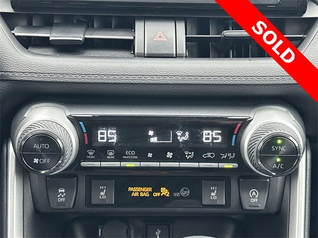 Thumbnail: 2022 Toyota RAV4 - 24