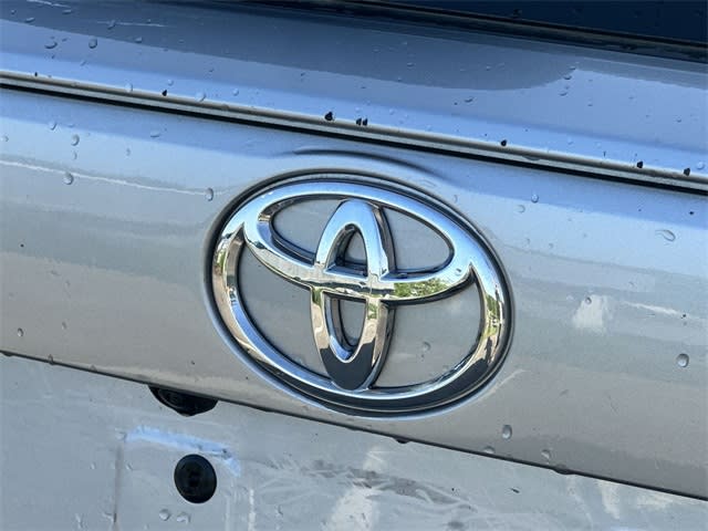 Thumbnail: 2022 Toyota RAV4 - 7