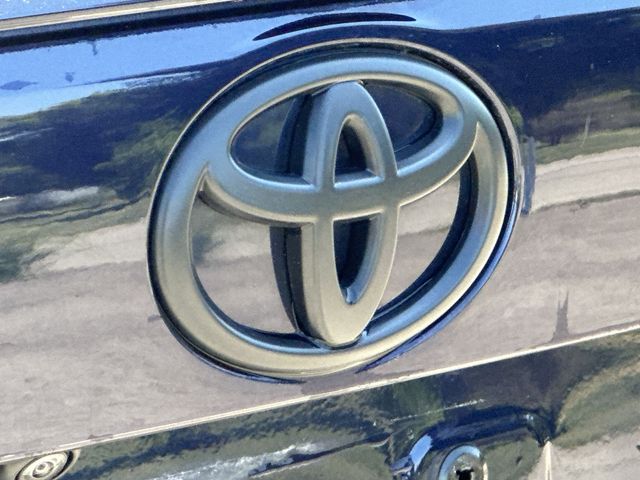 Thumbnail: 2023 Toyota RAV4 - 7