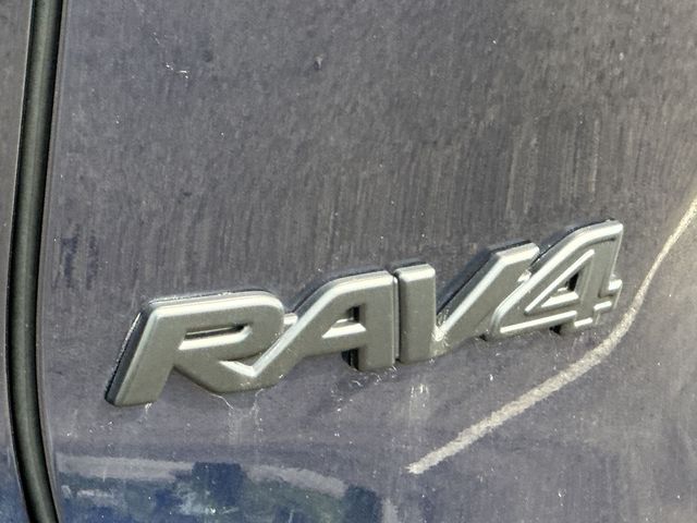 Thumbnail: 2023 Toyota RAV4 - 30