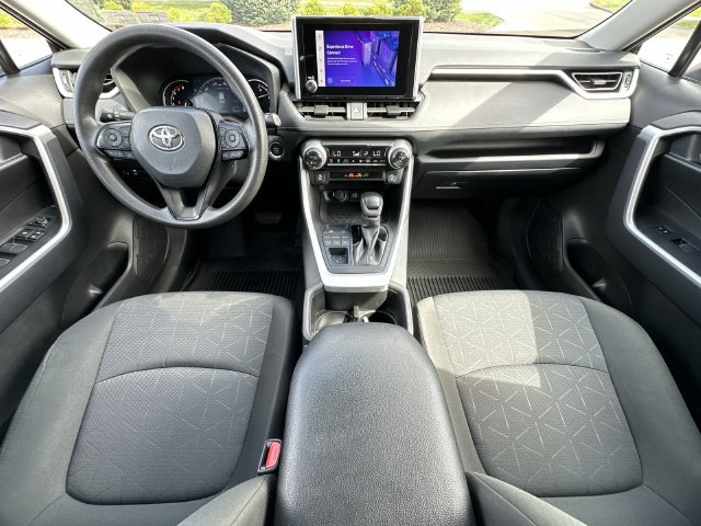 Thumbnail: 2024 Toyota RAV4 - 10