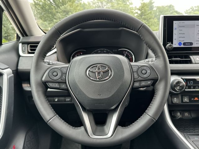 Thumbnail: 2025 Toyota RAV4 - 2