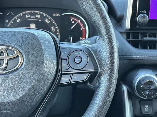 Thumbnail: 2023 Toyota RAV4 - 18