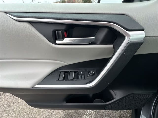 Thumbnail: 2023 Toyota RAV4 - 24