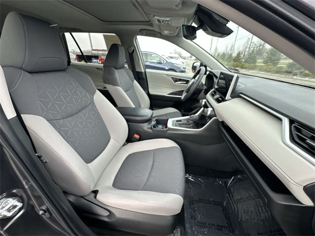 Thumbnail: 2023 Toyota RAV4 - 25