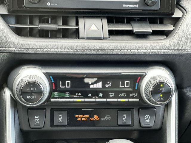 Thumbnail: 2022 Toyota RAV4 - 20