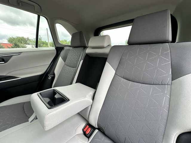 Thumbnail: 2024 Toyota RAV4 - 10