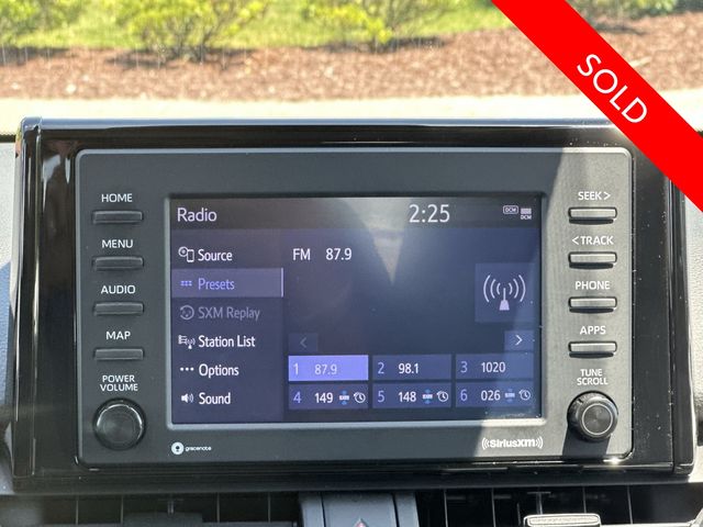 Thumbnail: 2021 Toyota RAV4 - 11