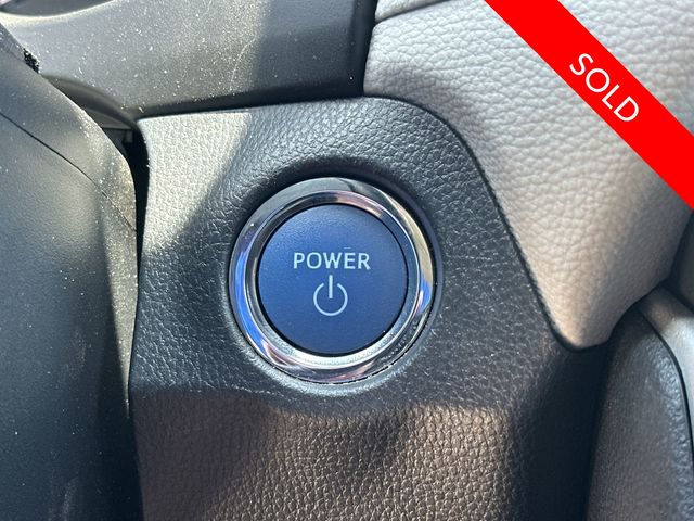 Thumbnail: 2021 Toyota RAV4 - 17