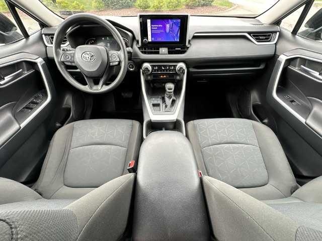 Thumbnail: 2025 Toyota RAV4 - 14