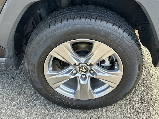 Thumbnail: 2025 Toyota RAV4 - 8