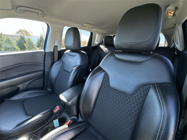 Thumbnail: 2020 Jeep Compass - 9