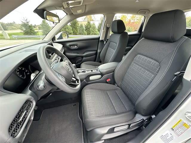 Thumbnail: 2025 Honda HR-V - 11