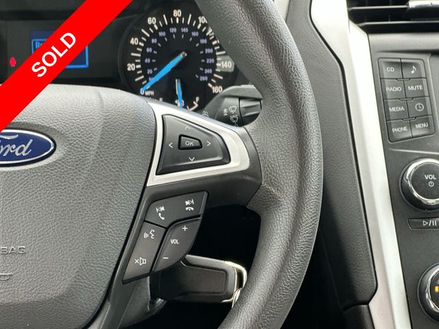 Thumbnail: 2016 Ford Fusion - 18