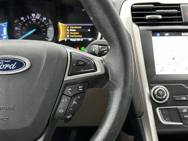 Thumbnail: 2019 Ford Fusion - 16