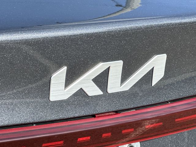 Thumbnail: 2024 Kia Forte - 7