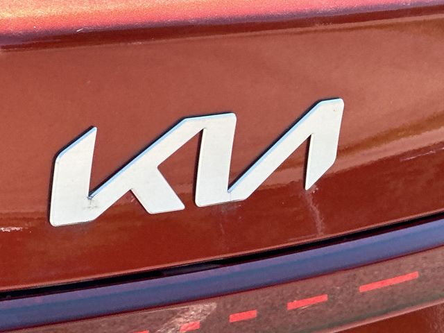 Thumbnail: 2023 Kia Forte - 7