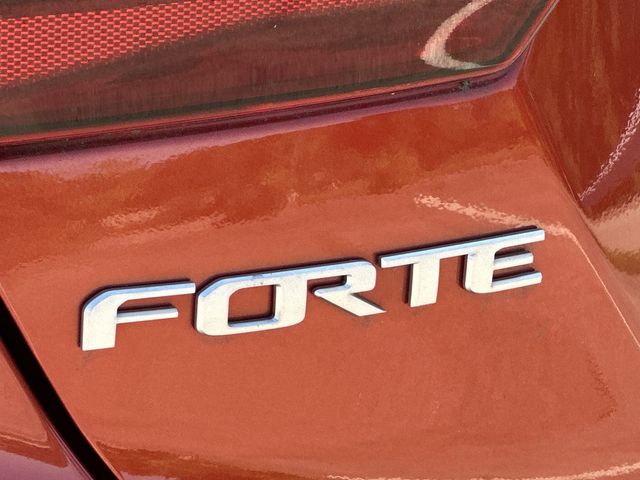 Thumbnail: 2023 Kia Forte - 19
