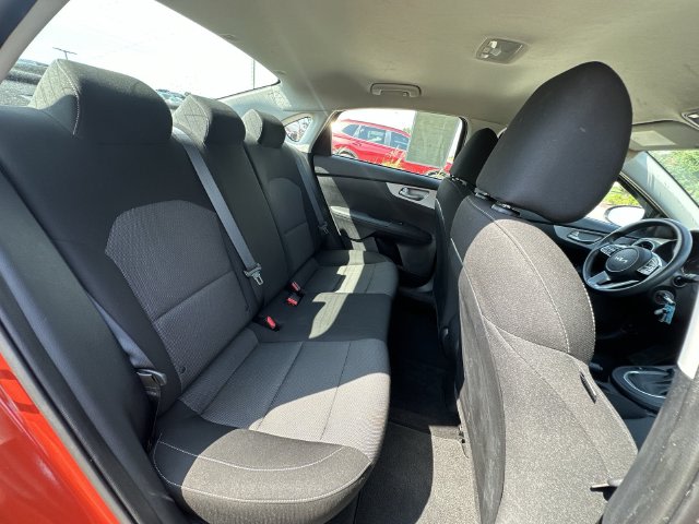 Thumbnail: 2023 Kia Forte - 3