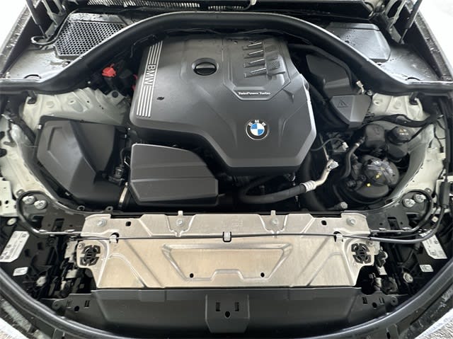 2024 BMW 3 Series 330i 9