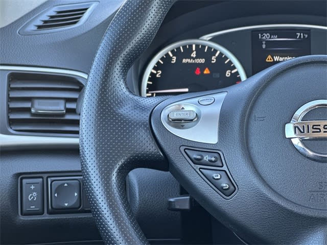 Thumbnail: 2018 Nissan Sentra - 17