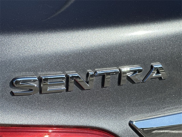 Thumbnail: 2018 Nissan Sentra - 25