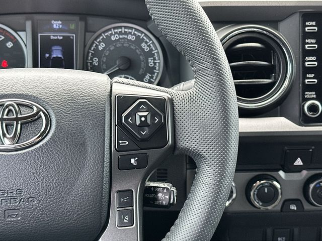Thumbnail: 2023 Toyota Tacoma - 15