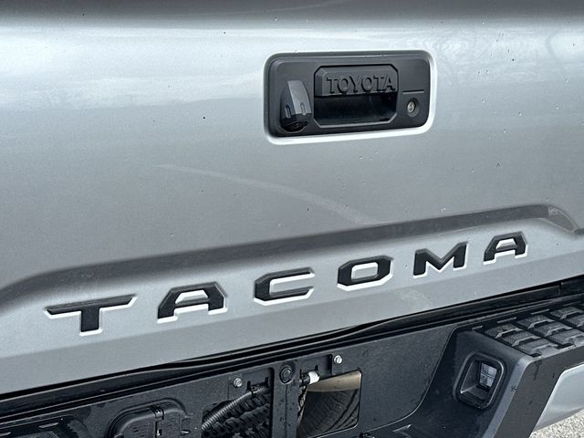Thumbnail: 2023 Toyota Tacoma - 18