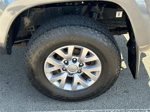 Thumbnail: 2017 Toyota Tacoma - 8