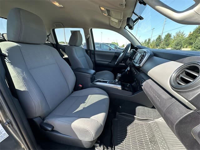 Thumbnail: 2017 Toyota Tacoma - 26