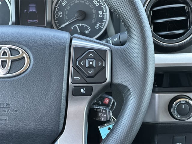 Thumbnail: 2017 Toyota Tacoma - 21