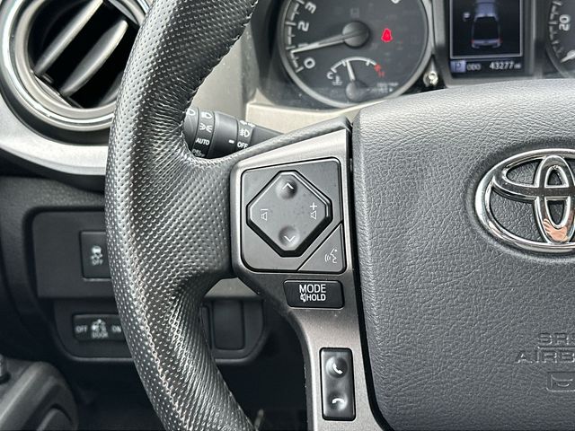 Thumbnail: 2023 Toyota Tacoma - 18