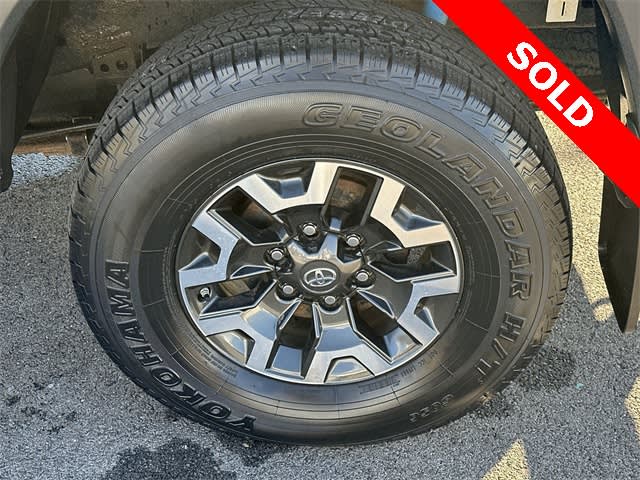 Thumbnail: 2020 Toyota Tacoma - 8