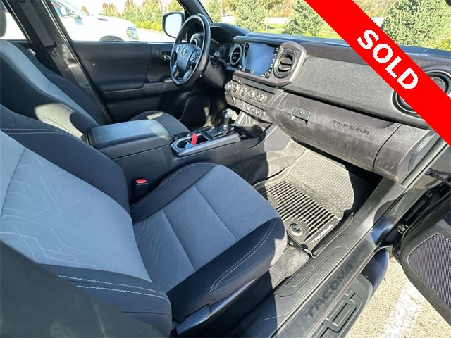 Thumbnail: 2020 Toyota Tacoma - 24