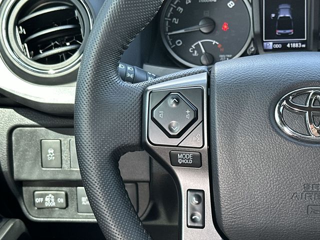 Thumbnail: 2023 Toyota Tacoma - 17