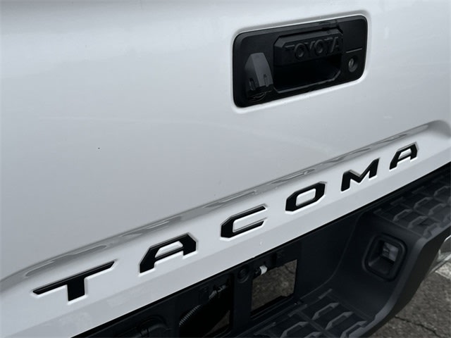 2022 Toyota Tacoma TRD Off-Road 7