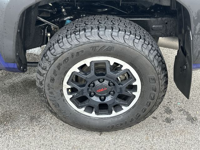 Thumbnail: 2024 Toyota Tacoma - 8