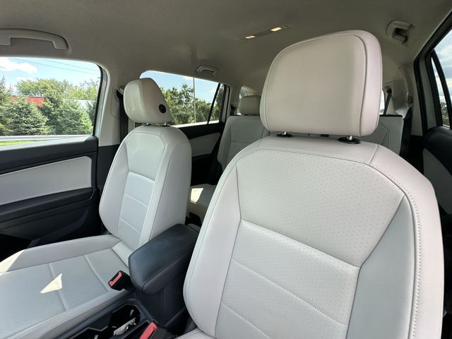 Thumbnail: 2019 Volkswagen Tiguan - 9
