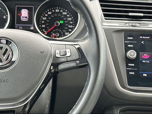 Thumbnail: 2019 Volkswagen Tiguan - 18