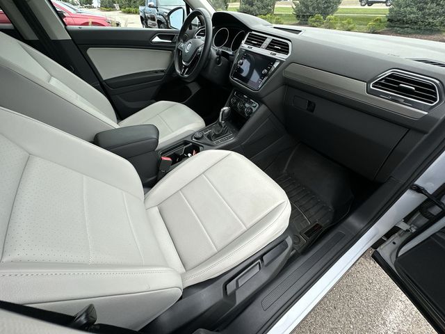 Thumbnail: 2019 Volkswagen Tiguan - 11