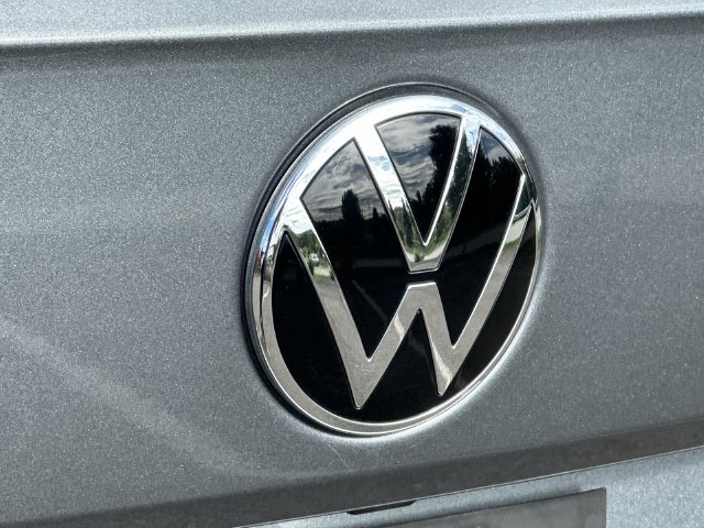 Thumbnail: 2023 Volkswagen Taos - 7