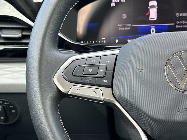 Thumbnail: 2024 Volkswagen Taos - 17