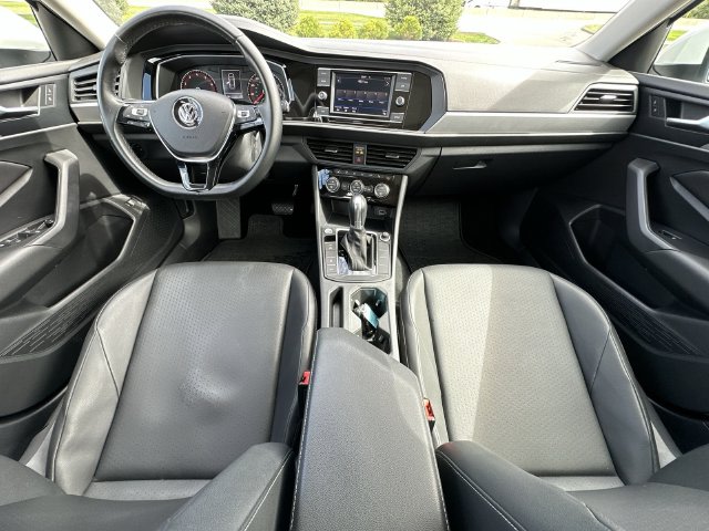 Thumbnail: 2019 Volkswagen Jetta - 14